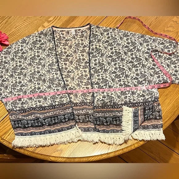Peek a Boo Sleeveless & Fringed Kimono Set XL 🌸 - Picture 11 of 16